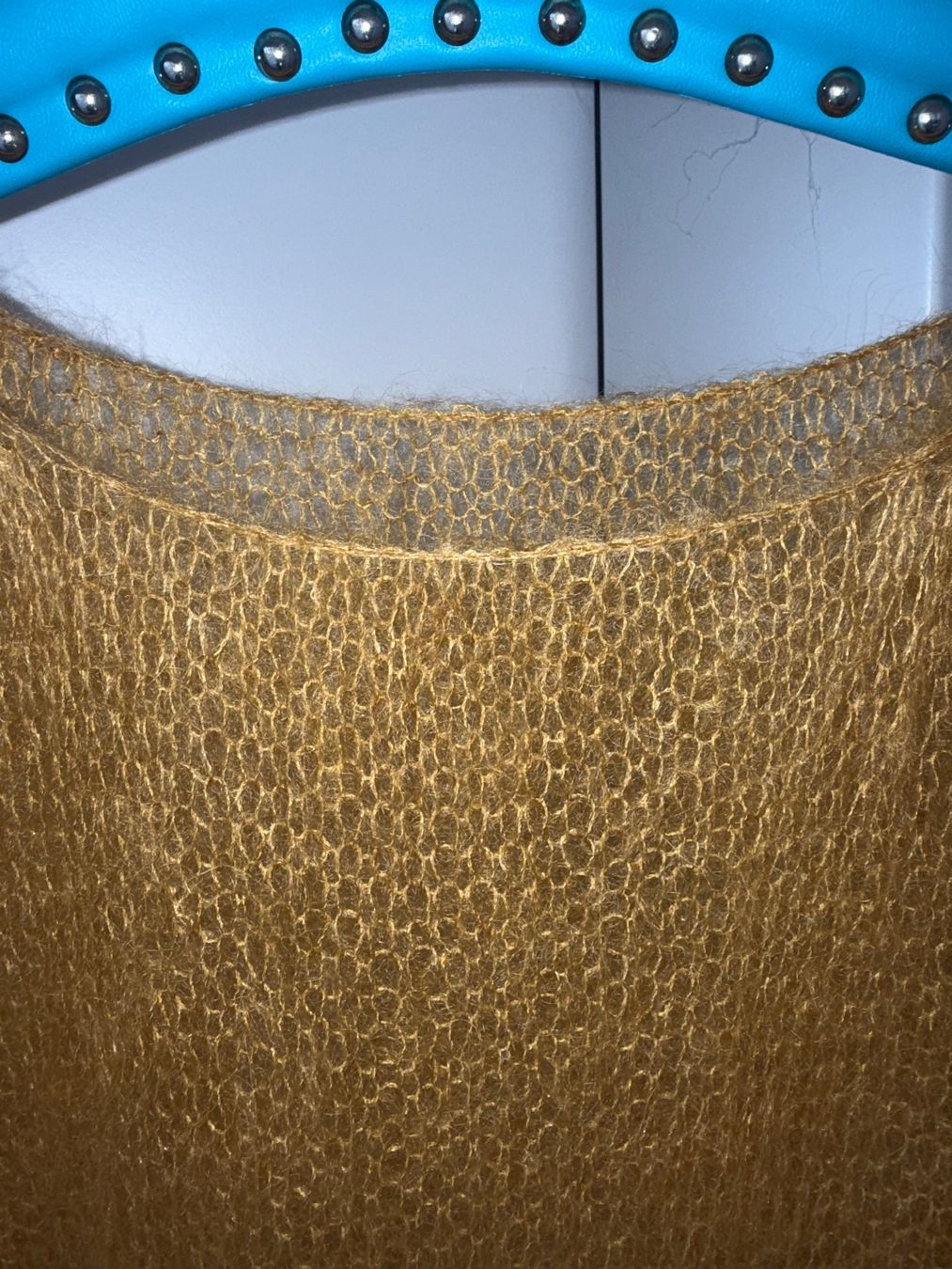 Maglioni & Felpe: Leichter Pullover aus Kid-Mohair Handgestrickt . Neu. – Nuovo e nell'imballaggio originale da Buchrain venduto da nat_pl5p 8