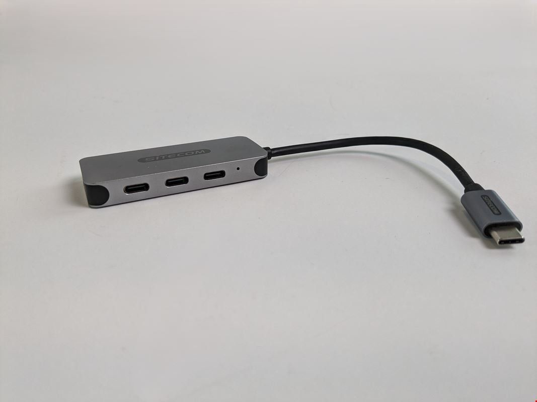 Hub & Switch: SITECOM CN-385 USB Hub, 4 Port, Silber – Nuovo (secondo la descrizione) da Dintikon venduto da Restwert_Dintikon