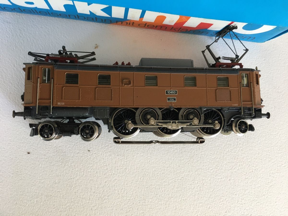 Märklin Modellini di ferrovie: Märklin Ae 3/6 SBB. 3151 – Usato da Grellingen venduto da Toyhamster 1