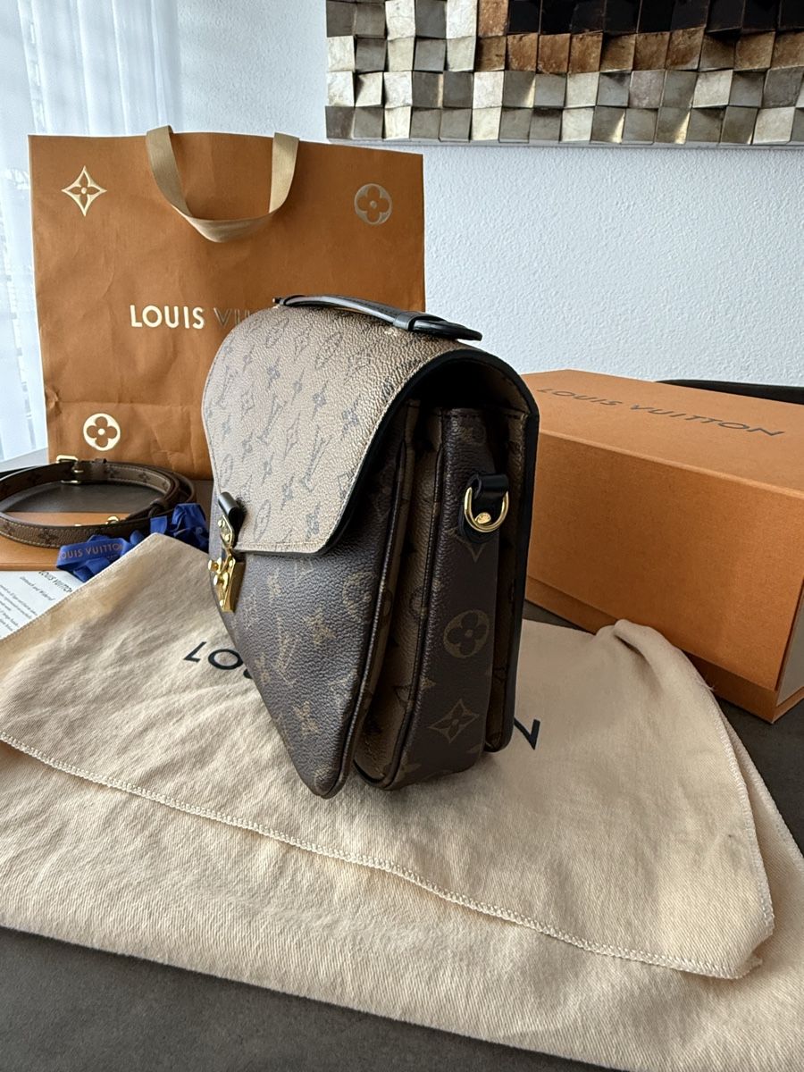 Louis Vuitton Borse da donna: Louis Vuitton Pochette Metis Reverse – Usato da Villmergen venduto da Swiss2011 7