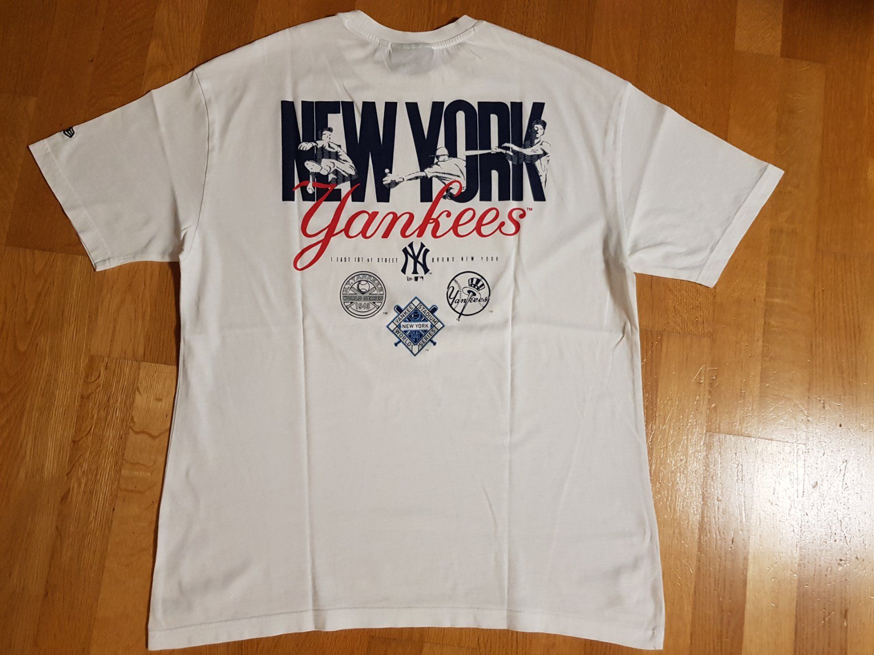 New Era T-shirt: T-Shirt Gr. S weiss NEW ERA – Usato da Uster venduto da bri_tb66 1