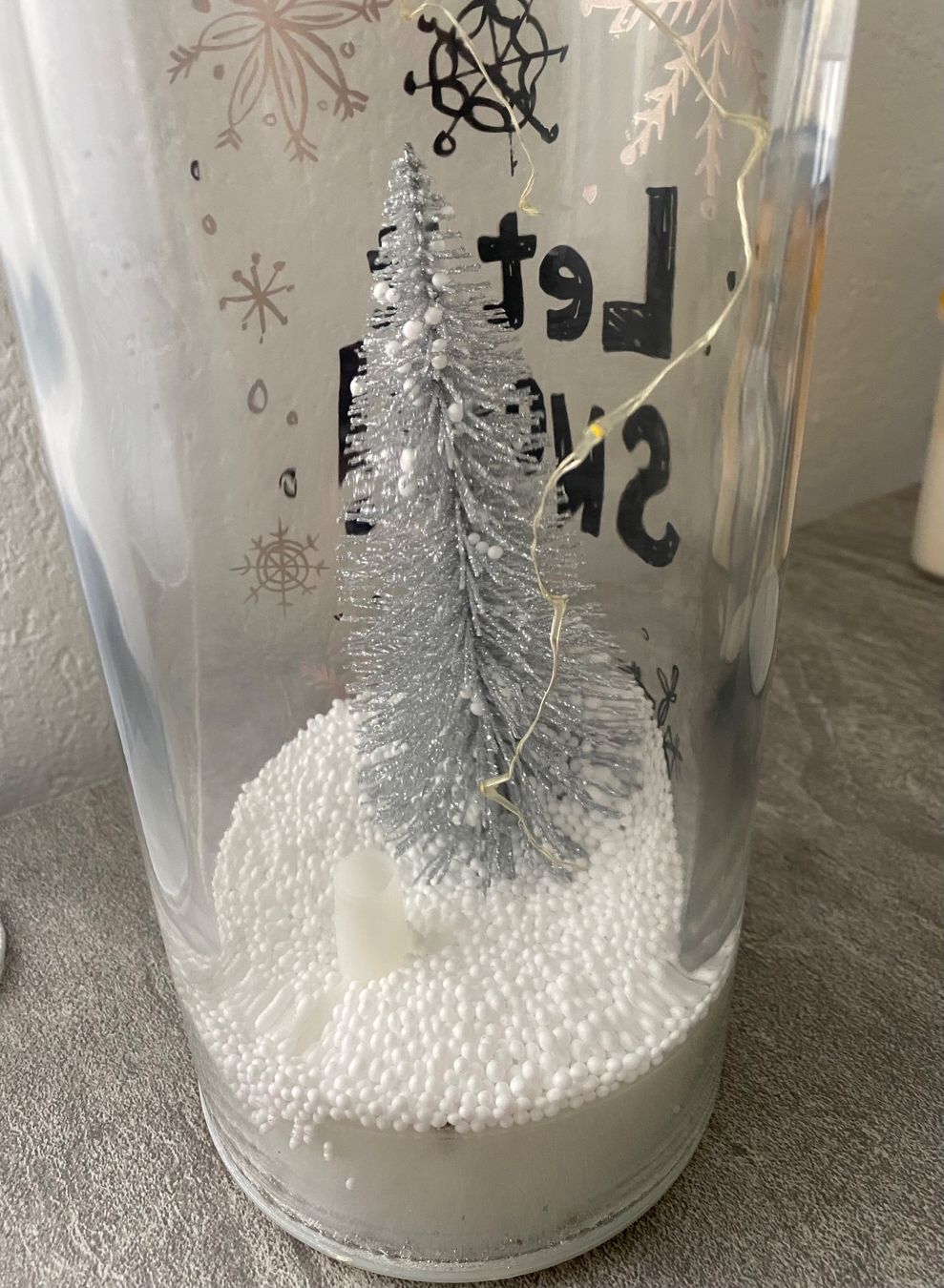 Tutte le decorazioni: Winter Deko Flasche mit Lichterkette "Let it snow!" – Usato da Wiedlisbach venduto da sausi1963 2