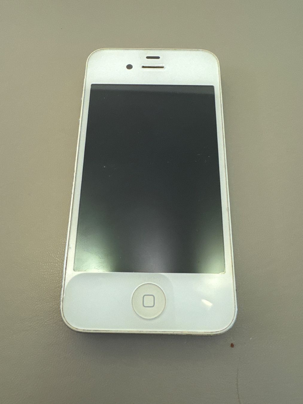 Apple Portables: iPhone 4 / 4s – Défectueux à Adliswil par Busys
