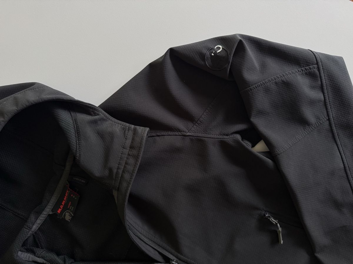 Mammut Giacche: Mammut Softshell Jacke Grösse M Damen, Schwarz – Usato da Brugg AG venduto da julienne 2