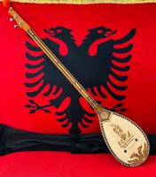 Albanisches Musikinstrument Qifteli