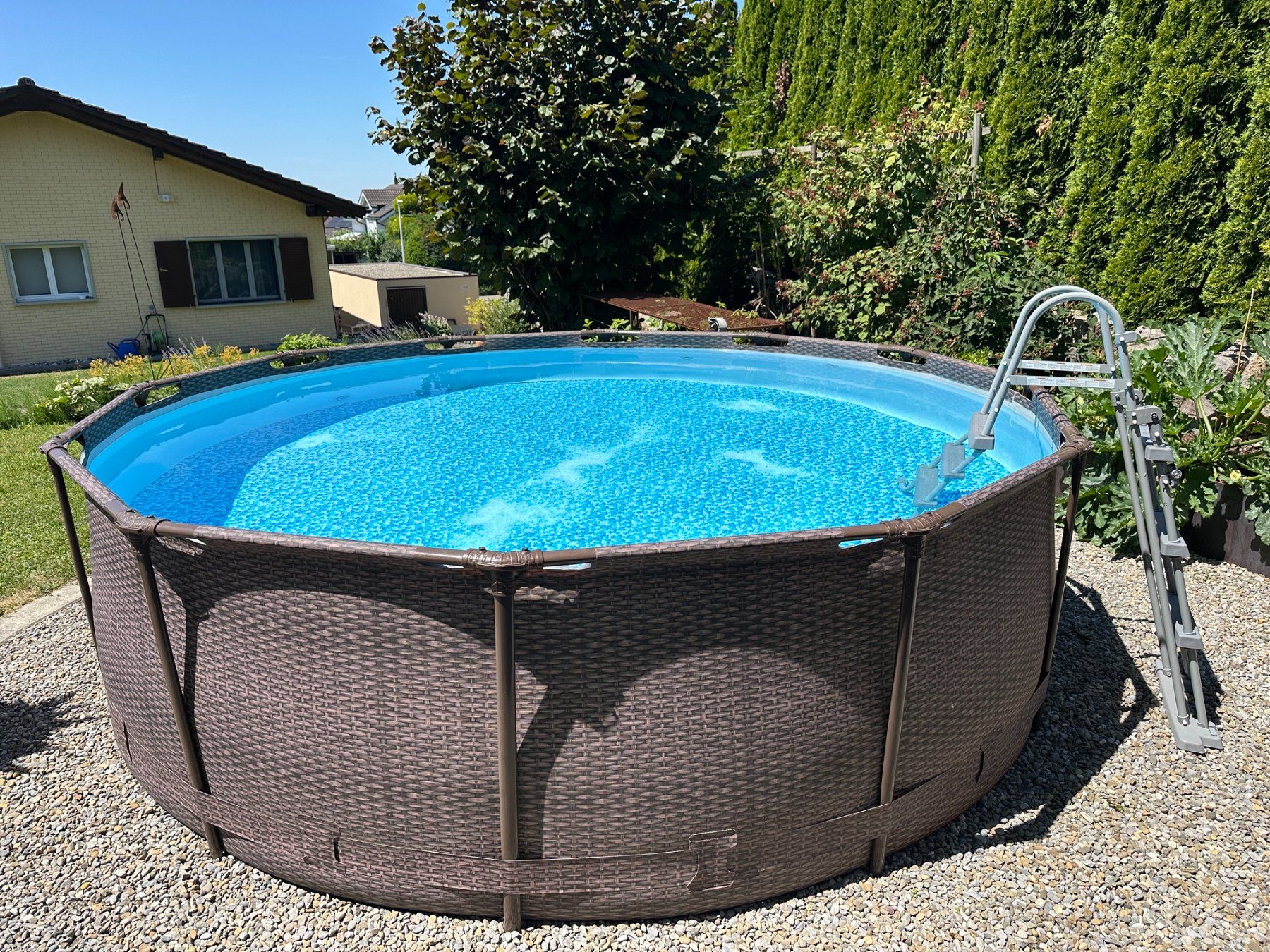 Bestway Piscines: Bestway Pool Set Rattan Optik 366x100cm – D'occasion à Andwil SG par marigo 2