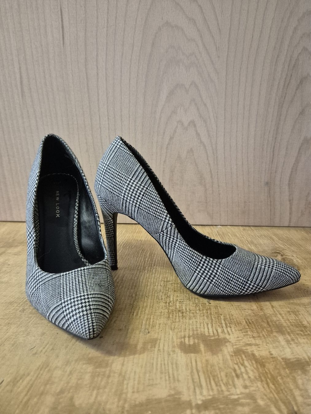 Damenschuhe: New Look Pumps, Gr. 37, Pepita Muster – Gebraucht aus Wichtrach von kne_62tl