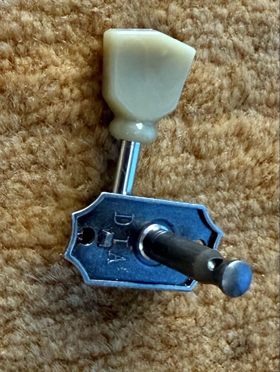 Strumenti musicali: Gotoh SD90 aged/relic tuners 3L 3R – Nuovo (secondo la descrizione) da Mittelhäusern venduto da Rowing1919 2