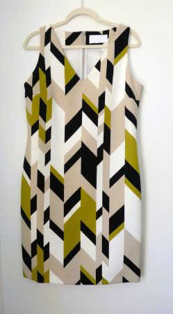 HUGO BOSS edles Kleid neuwertig, Gr. 38