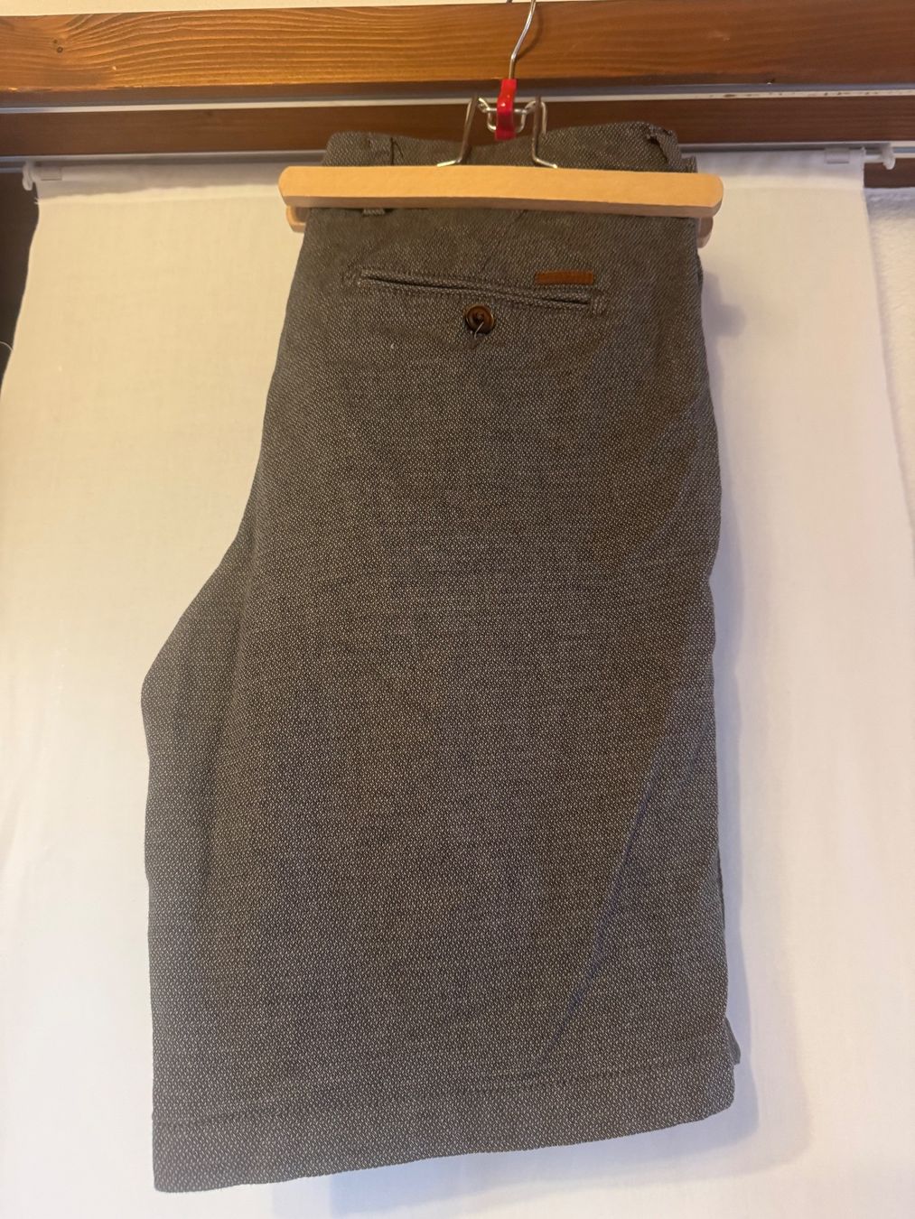 Jack & Jones Pantaloni: Shorts – Usato da Courgevaux venduto da wurg1