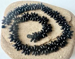 Vintage Blütencollier Onyx aufwendig handgefertigt 41 cm