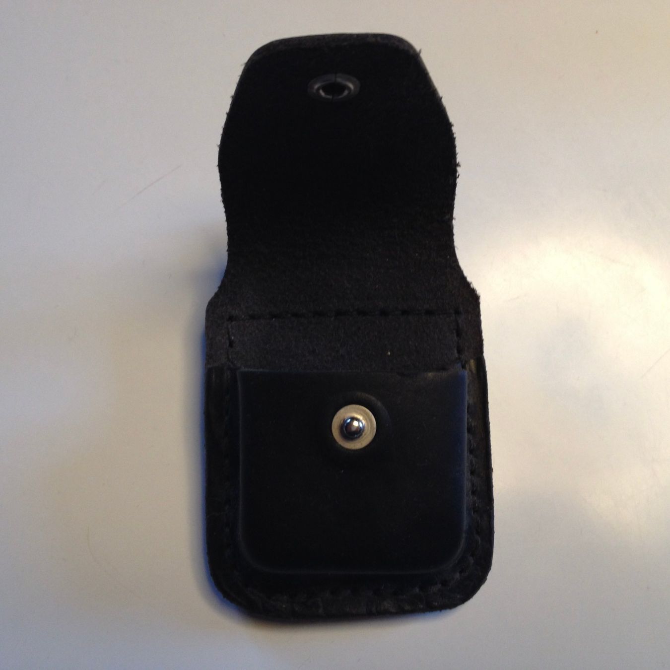 Zippo Accendini: etui pour Zippo "standard" – Usato da Vuiteboeuf venduto da broticaire 1