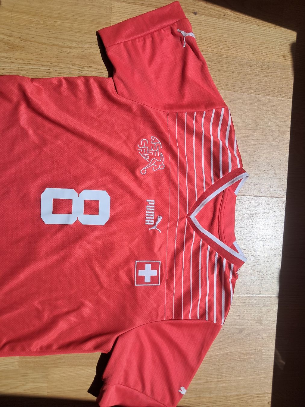 Puma Leibchen & Hosen: Fussballtrikot Schweiz Puma  – Gebraucht aus Biel/Bienne von sof_yx5y 1