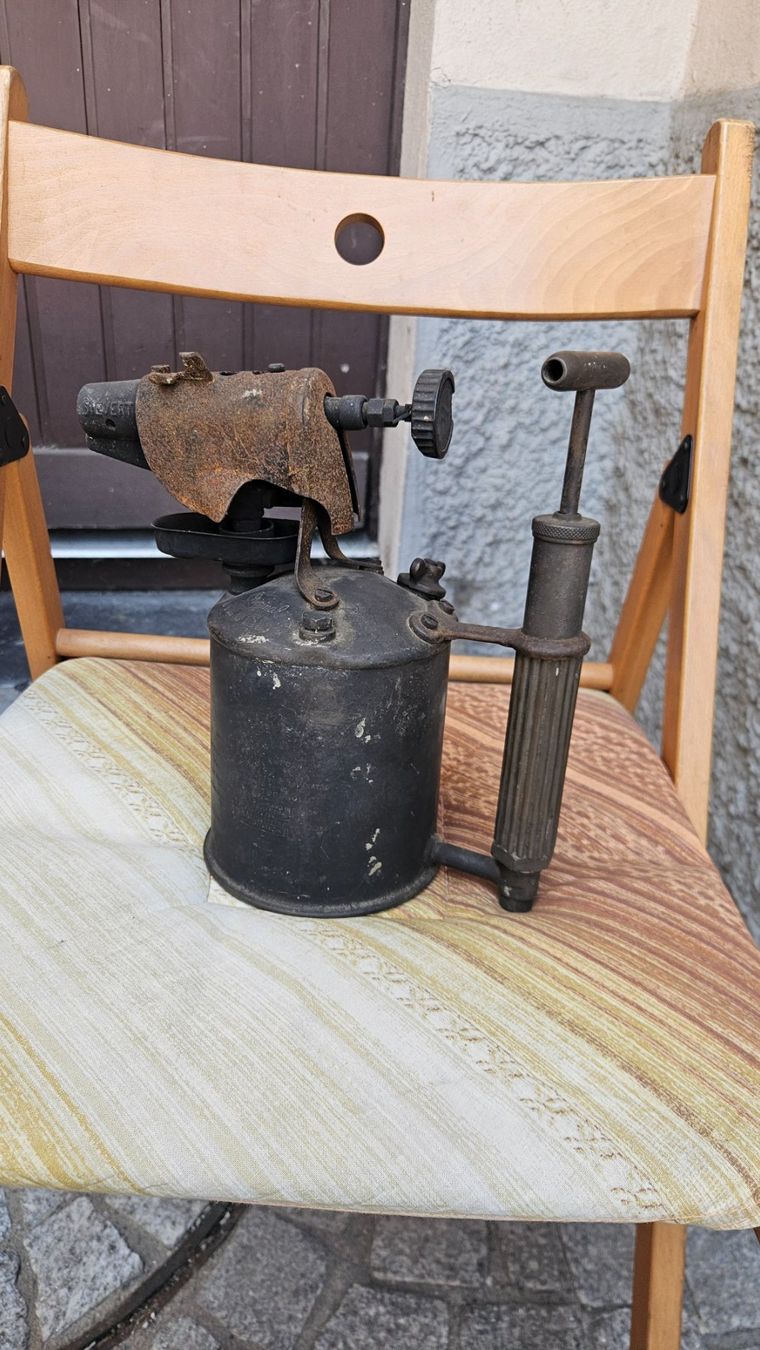 Alle Werkzeuge: Attrezzo / utensile d'epoca Sievert – Gebraucht aus Melano von H-Sara 1