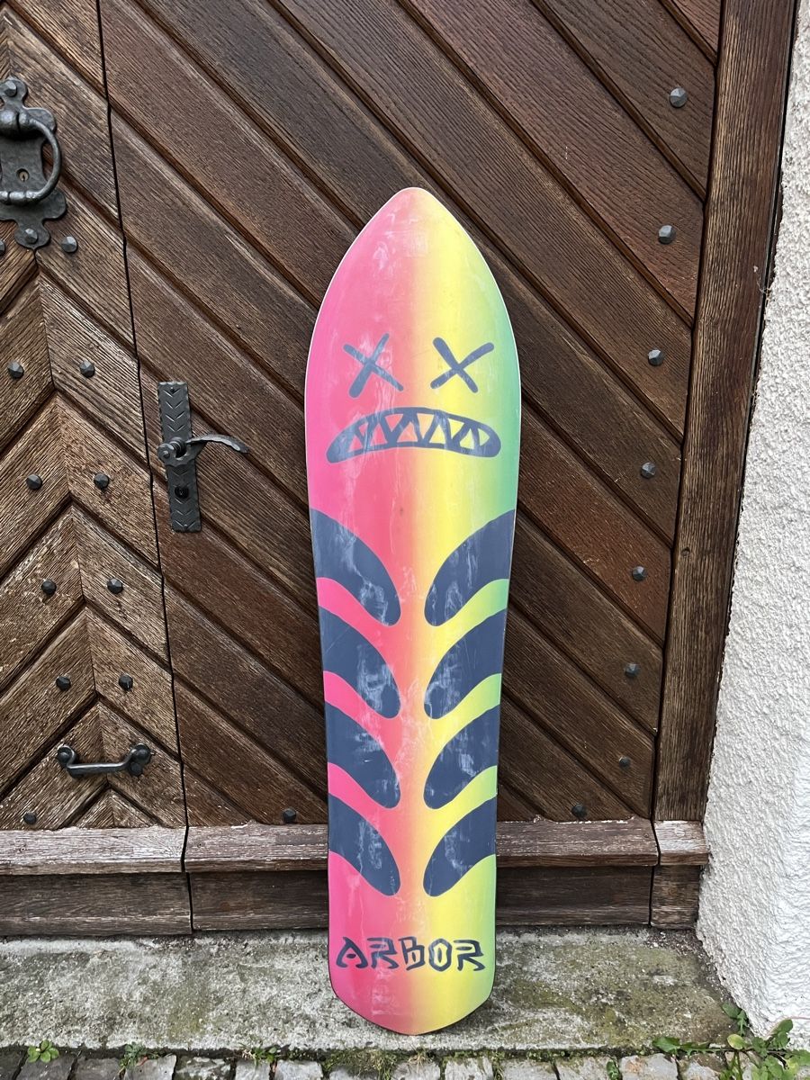 Board: Arbor - Freeride Snowboard 145cm – Usato da Unterseen venduto da BiancaNBozo 3