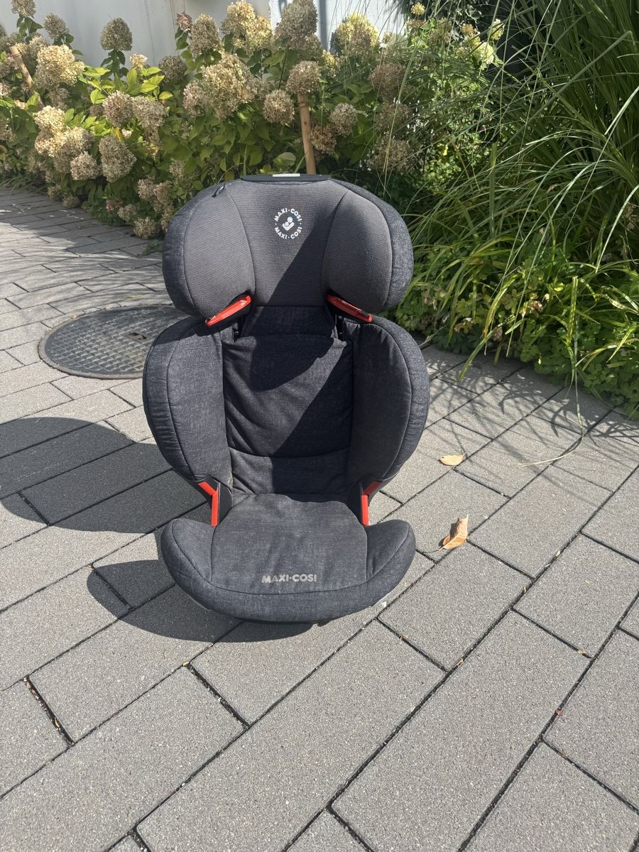 Maxi-Cosi Auto-Kindersitze: Maxi Cosi – Gebraucht aus Urdorf von des_c5dk