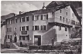 Hôtel du Déjeuner de Napoléon I. Bourg St. Pierre