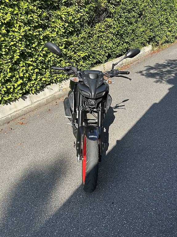 Strasse: MT125 – Gebraucht aus Vessy von loi_ckd2
