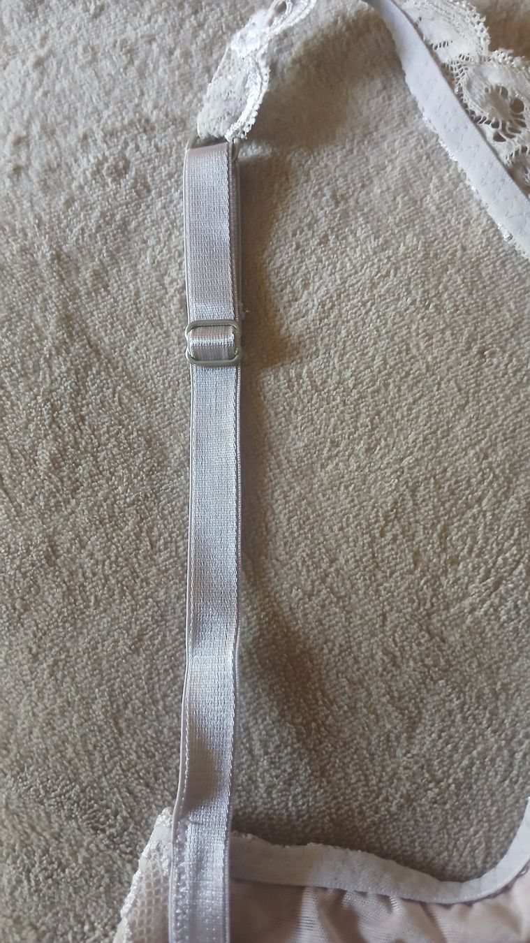 Hanro Altra biancheria intima: HANRO SPITZE BÜGEL BH 85 B BEIGE – Usato da Villa Luganese venduto da luxlady 7