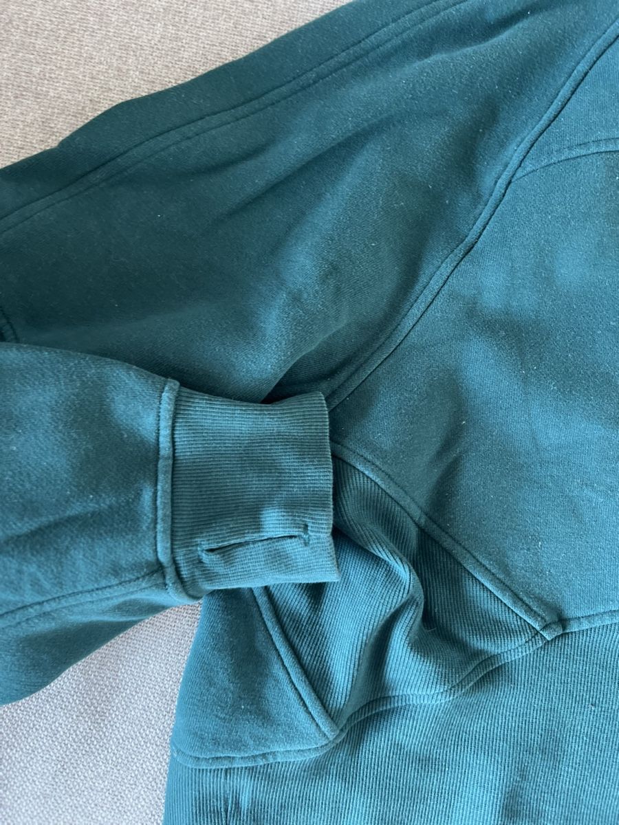 Lululemon Pullover & Sweatshirts: Lululemon sweat-shirt – Gebraucht aus Nyon von noi_tf8q 5