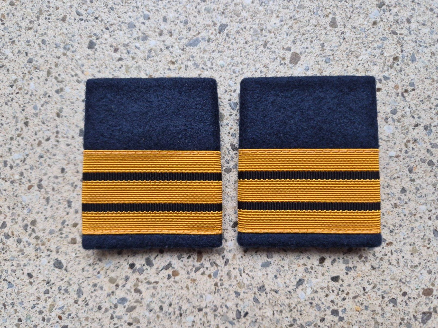 Schweizer Armee Placchette & Badge: * Gradabzeichen Patten Set Oberst Luftwaffe * – Nuovo e nell'imballaggio originale da Riedholz venduto da fr_sIruP