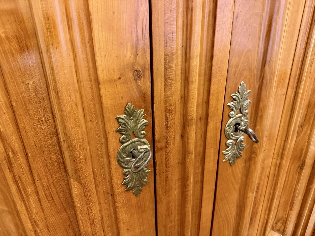 Schränke: Barock Schrank in perfektem Zustand – Gebraucht aus Berlingen von Bodensee125 1