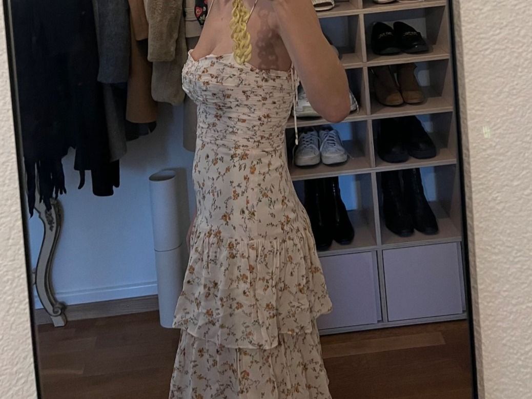 Vestiti: Wunderschönes Kleid von Reformation – Usato da Zürich venduto da lexi_alex 4
