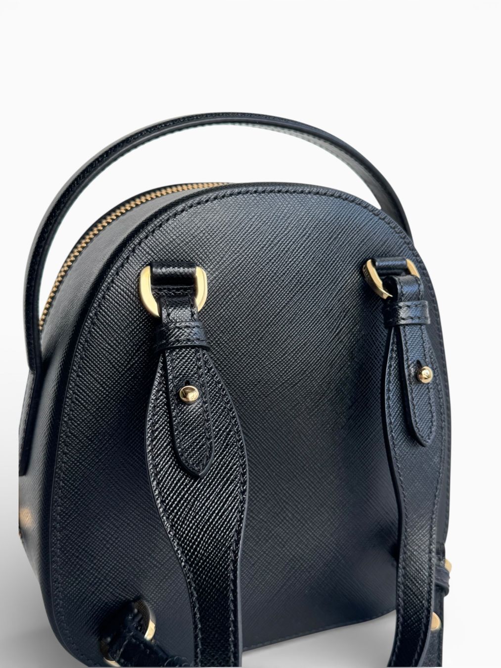 Prada Borse da donna: PRADA Saffiano Lux Mini Odette Backpack Tasche – Usato da Kriens venduto da hannaandkiko 8