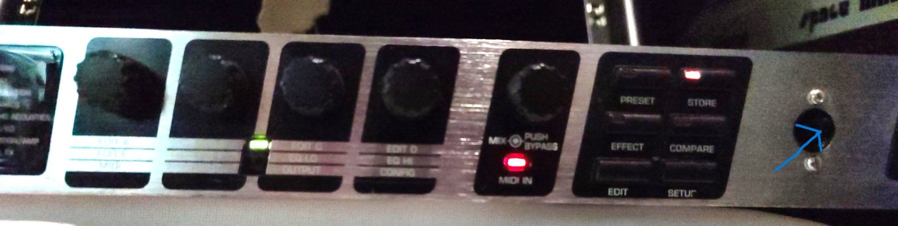 Behringer Equalizzatori: Behringer Virtualizer Pro  DSP2024P – Usato da Zénauva venduto da Alois6 6