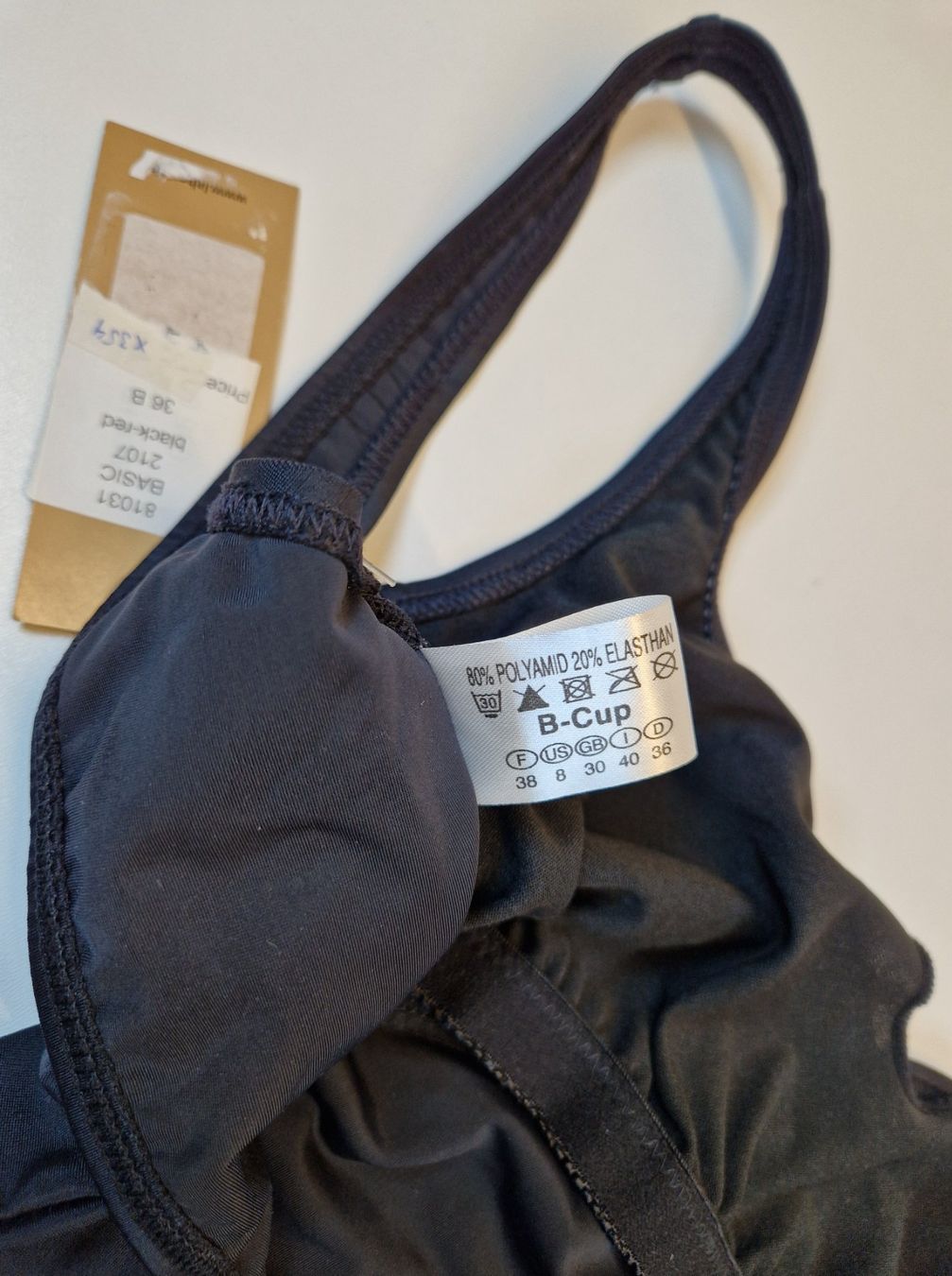 Lahco Costumi da bagno & Bikini: Badehose Damen 36B Lahco Basic Black Red / Rabatt 50% - 70%! – Nuovo e nell'imballaggio originale da Braunau venduto da Brand-Store 8