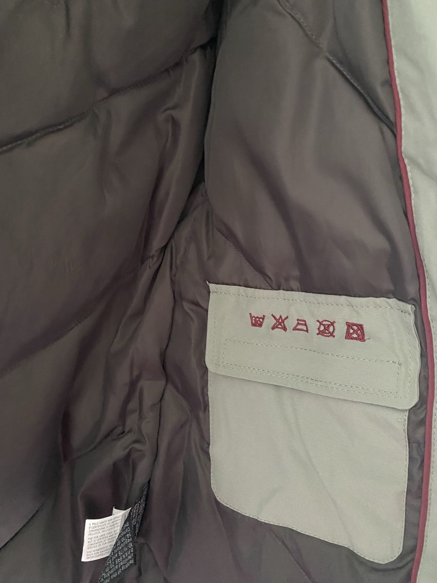 Canada Goose Cappotti: Canada Goose parka unworn – Nuovo (secondo la descrizione) da Zug venduto da kse_w9mn 5
