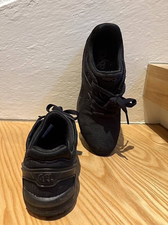 Asics Chaussures hommes: Asics Gel Sneakers – D'occasion à Bern par zor_6nn2 1