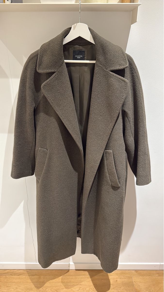 Max Mara Manteaux: Max Mara Weekend Wollmantel – Neuf (Voir description) à Küsnacht ZH par rot_9jbx
