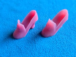 Chaussures Barbie roses, made in Hong Kong