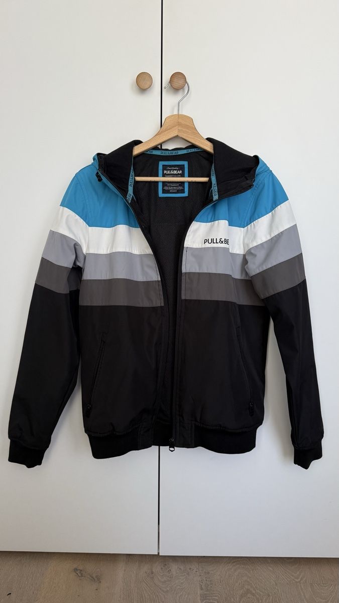 Pull&Bear Vestes: Veste légère Pull & Bear – D'occasion à Chancy par BeniBen26