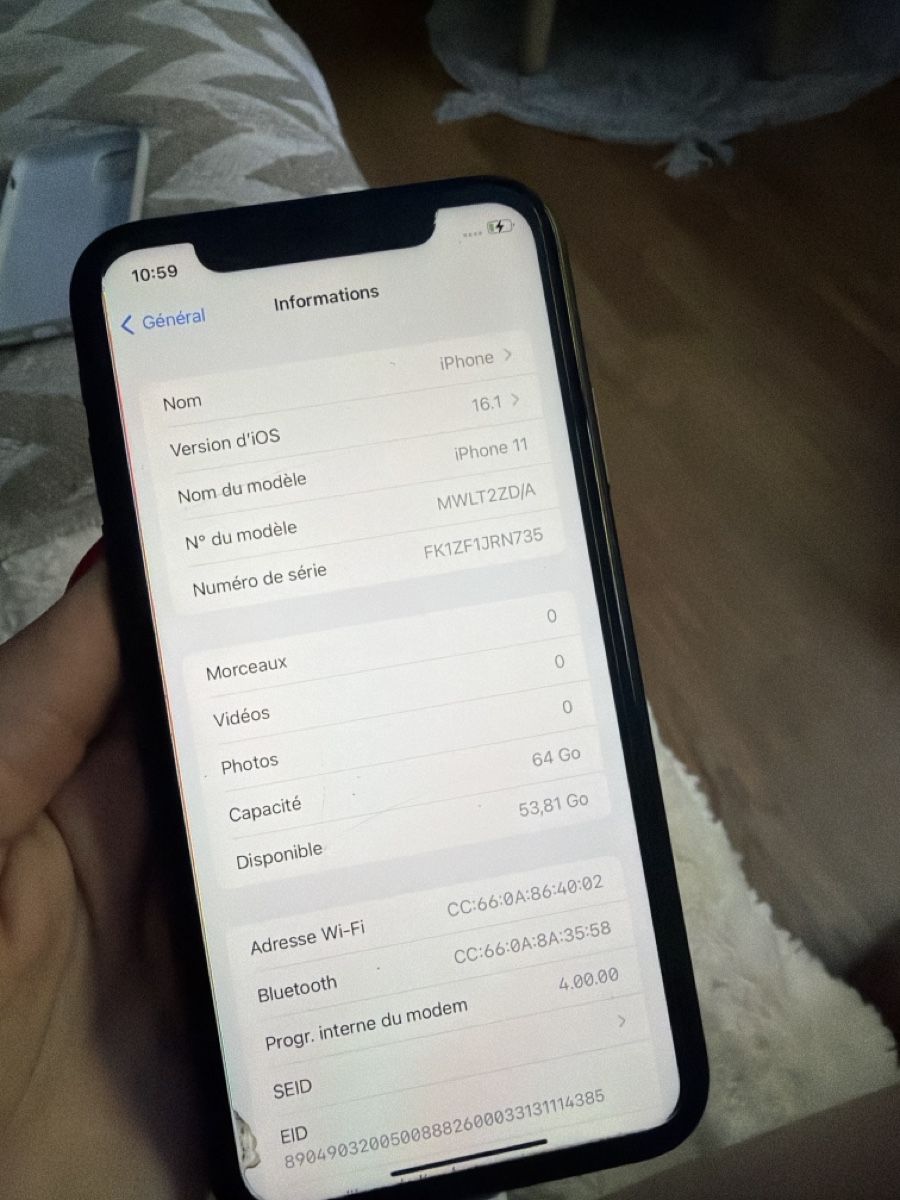 Apple Handys / Smartphones: iPhone 11 noir  – Gebraucht aus Le Locle von Mayd_h 1