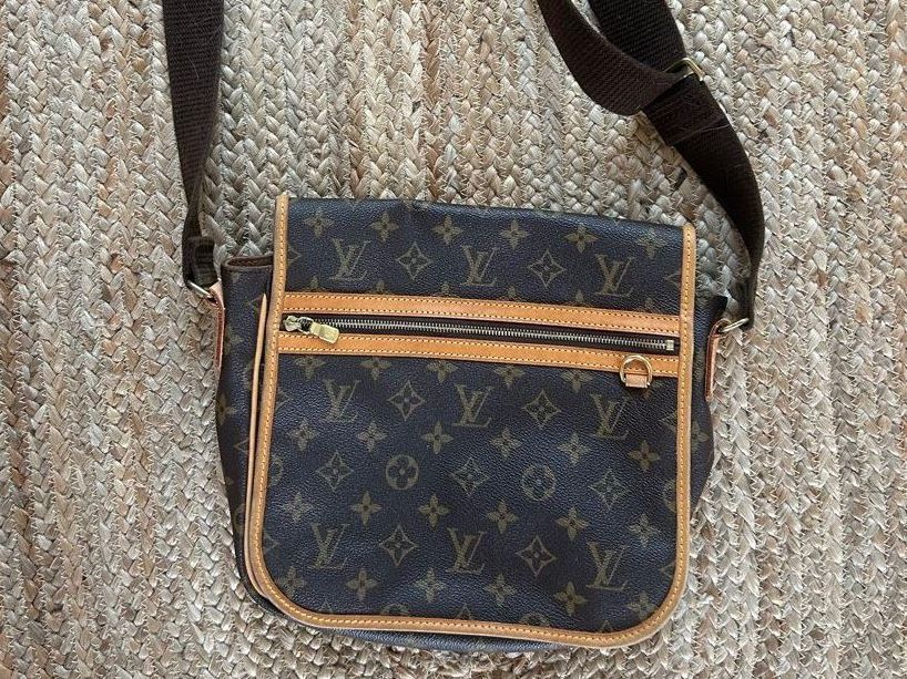 Louis Vuitton Borse: Louis Vuitton Tasche Monogram Canvas 48 – Usato da Oetwil am See venduto da ani_7x9l