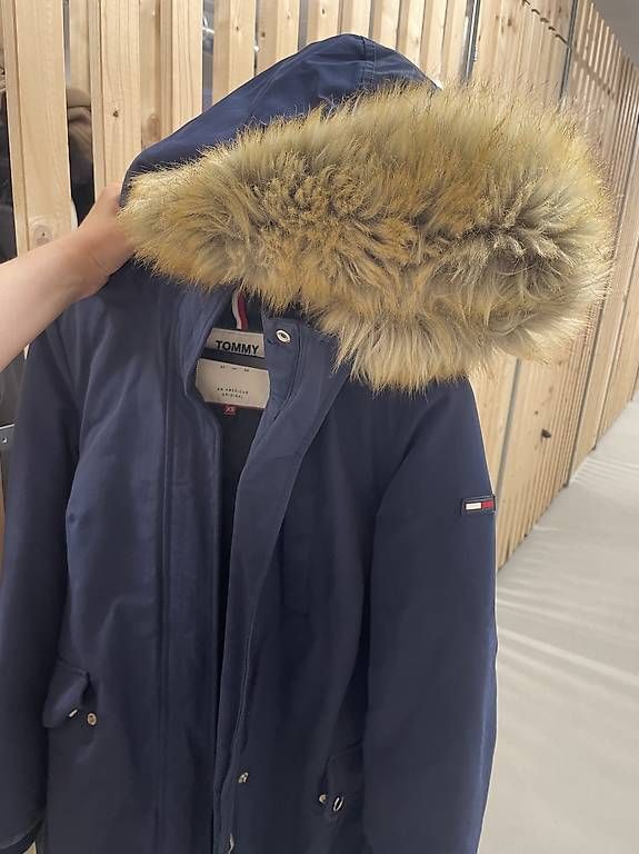 Tommy Hilfiger Giacche: Tommy Hilfiger Daunen Parka Gr XS – Usato da Lenzburg venduto da lejlaimamovic 1