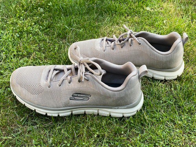 Skechers Chaussures hommes: SKECHERS Lite Weight / Memory Foam – Neuf (Voir description) à Pfaffhausen par stepober 1