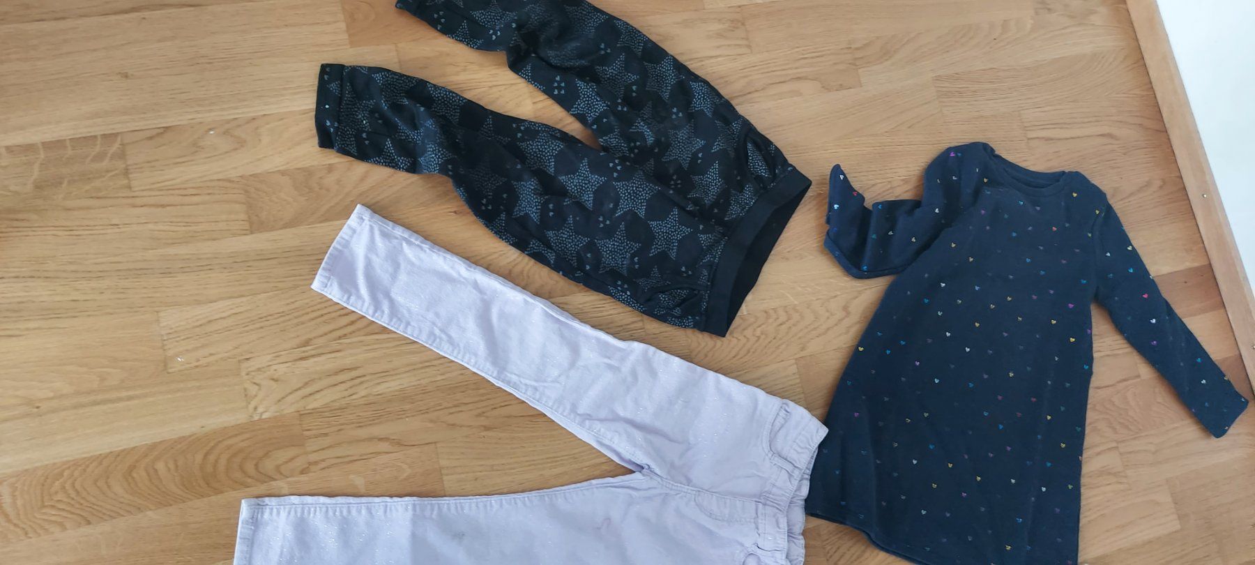 Lotti & Set di vestiti: Frühlingspaket Mädchenkleider Grösse 110/116, 7-teilig – Usato da Glattpark(Opfikon) venduto da Uthyla 2