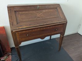 Alter Sekretär aus Tannenholz 