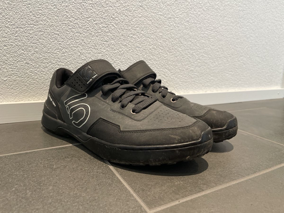 Five Ten Scarpe da uomo: Adidas Five Ten Stealth, Klickschuhe – Usato da Trachslau venduto da Krusty360