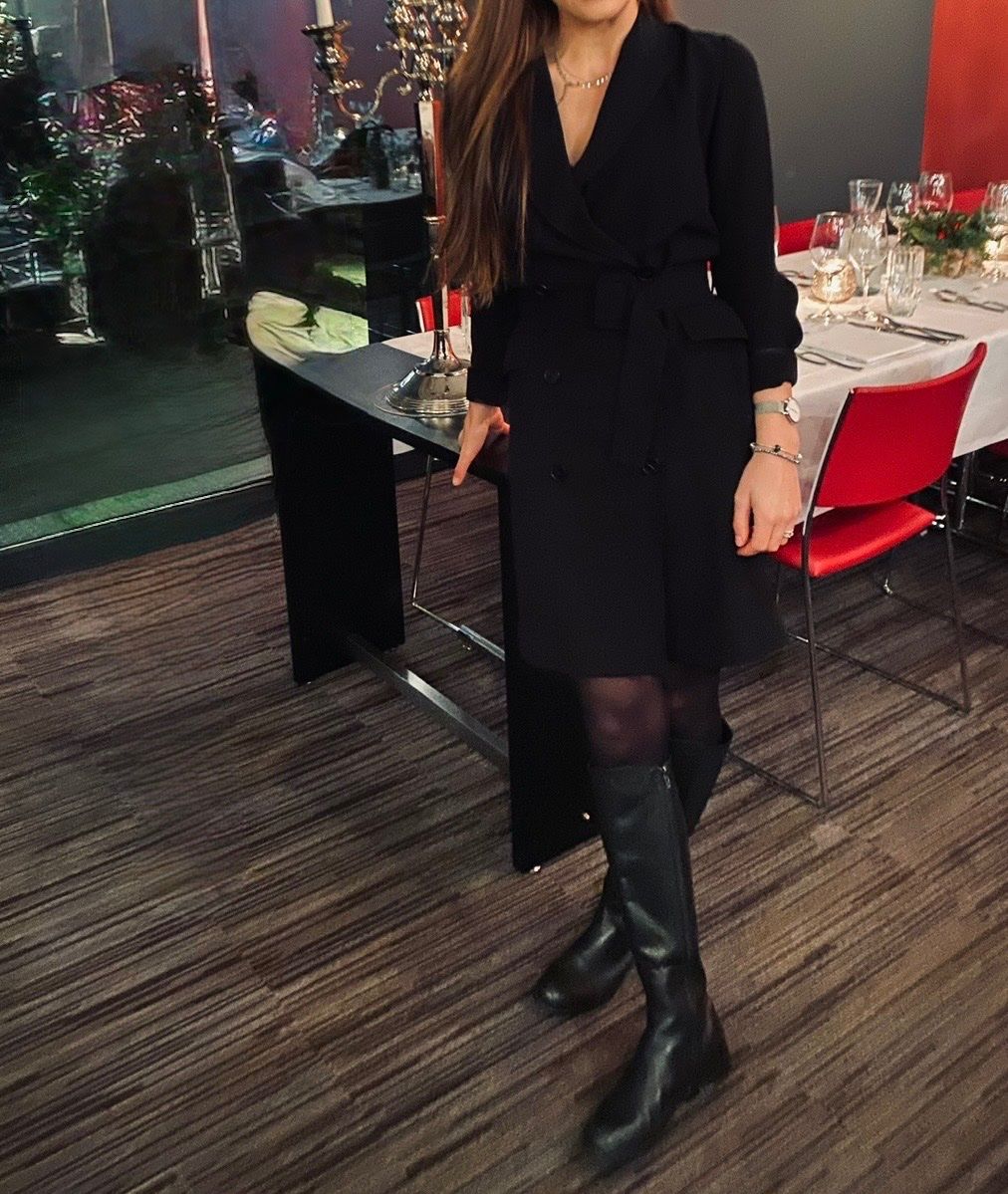 Massimo Dutti Vestiti: Massimo Dutti schwarzer Blazer Kleid – Usato da Uster venduto da Monika_OB 9