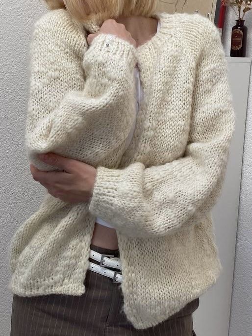 Maglioni & Felpe: Handgestrickte Cardigan – Nuovo e nell'imballaggio originale da Aeschi b. Spiez venduto da dar_sjp8
