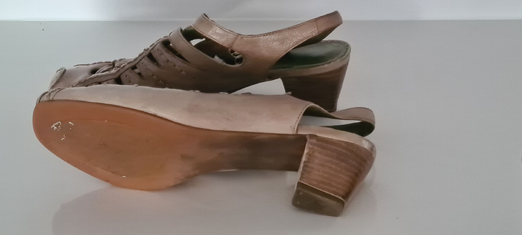 Tamaris Scarpe da donna: Sommer Absatzschuh  Gr 38 – Usato da Steinen venduto da turbogeiss99 2
