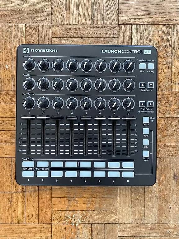 Instruments de musique: Novation lauch control mk2 - neuf – Neuf avec emballage d'origine à Meyrin par thmsrbrt 2