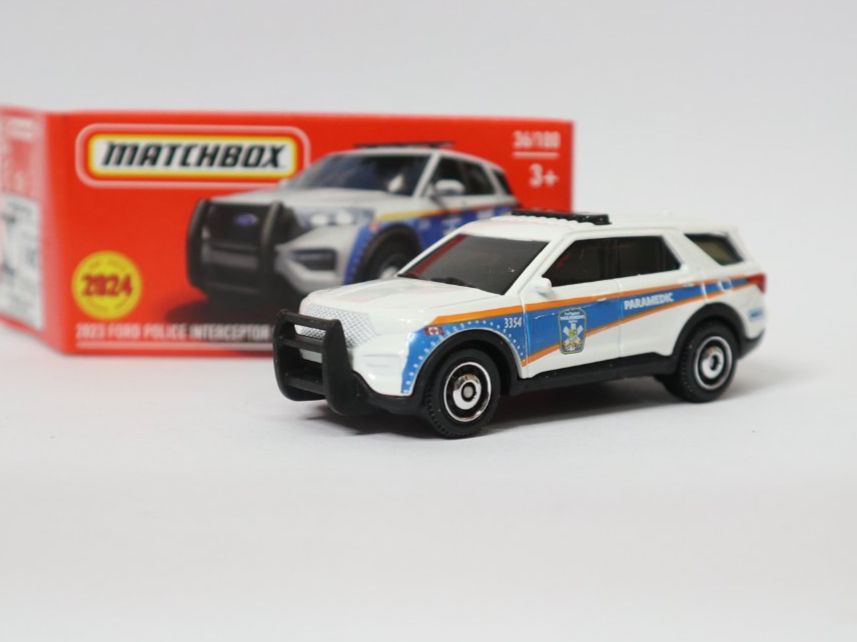Matchbox Modellini d'auto: Matchbox Ford Police Interceptor Utility Polizei Paramedix – Nuovo e nell'imballaggio originale da Eschenbach SG venduto da Astalavista 1