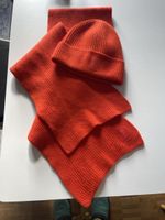 NEU : „Comma“ Wollschal und Mütze