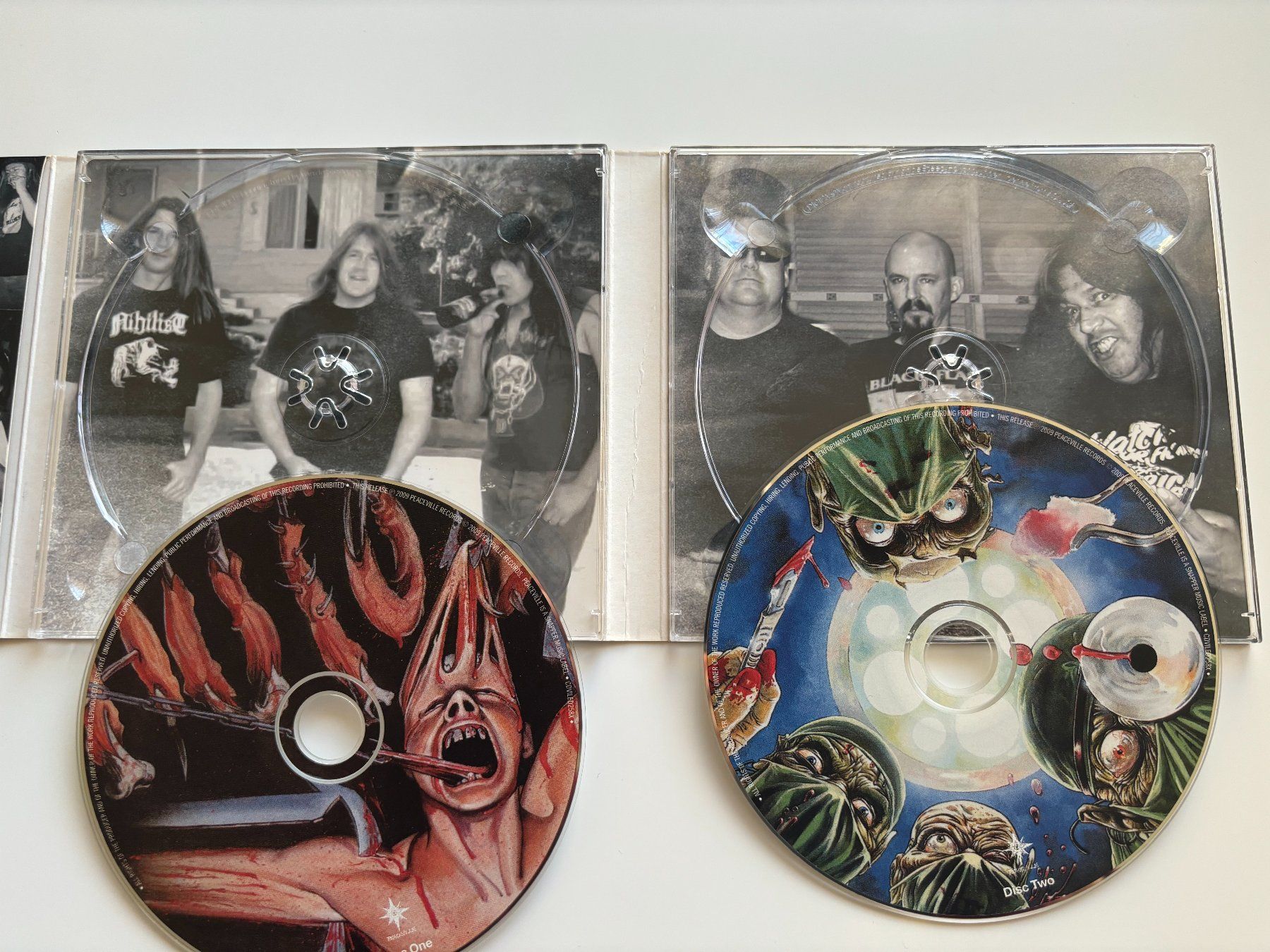 CD: AUTOPSY - Severed Survival - Re-Release 2 CD Digipak – Usato da Luzern venduto da cole.trickle 5