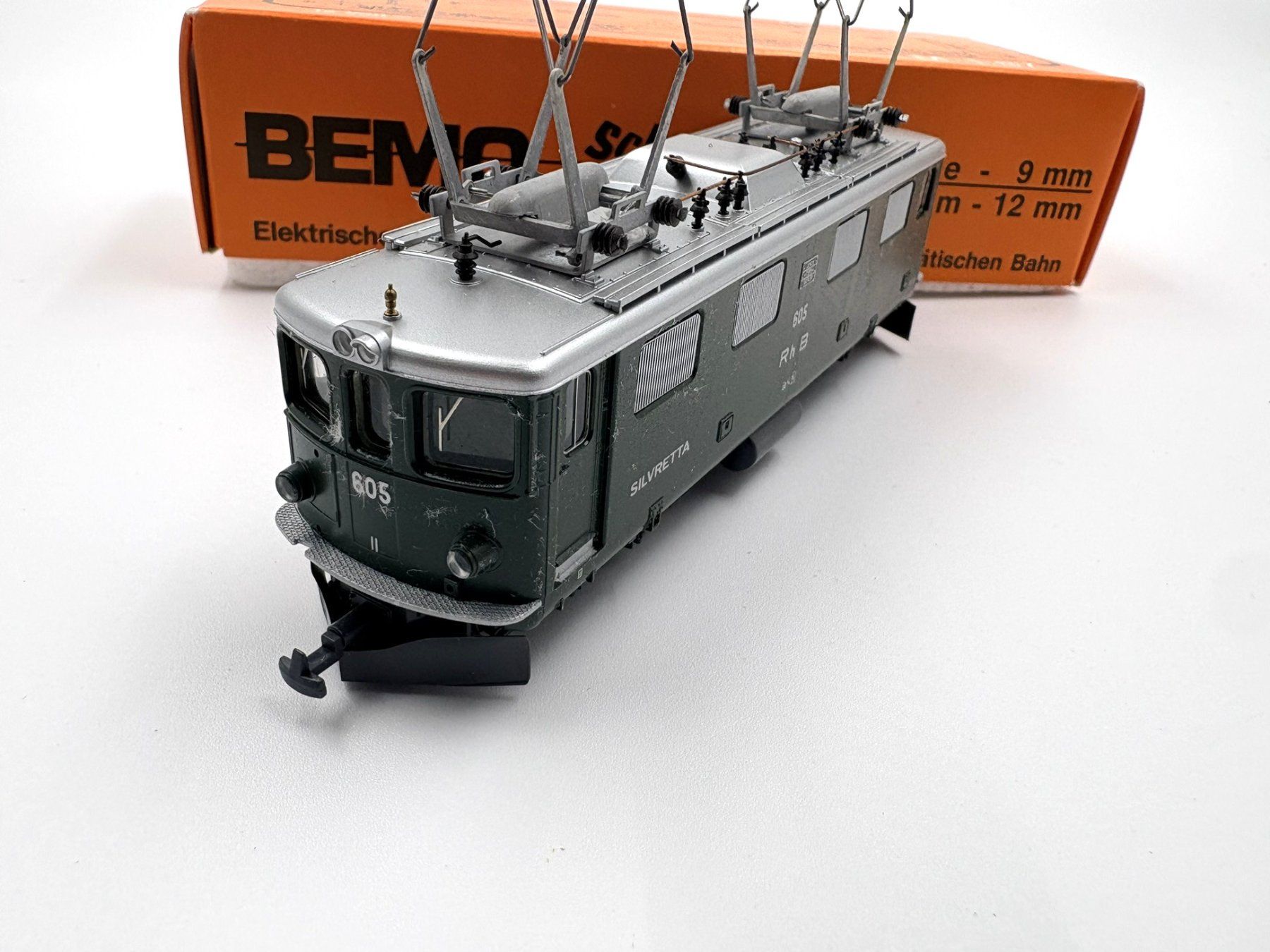 Bemo Modellini di ferrovie: Bemo 1250/5 RhB E-Lok Silvretta H0m - NEU & OVP – Nuovo e nell'imballaggio originale da Hombrechtikon venduto da Bruenel 6